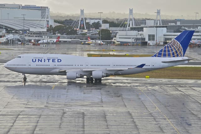 N177UA - Boeing