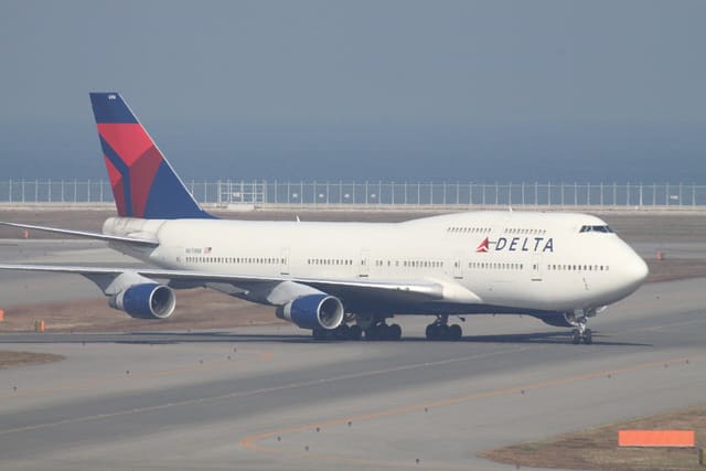 N676NW - Boeing