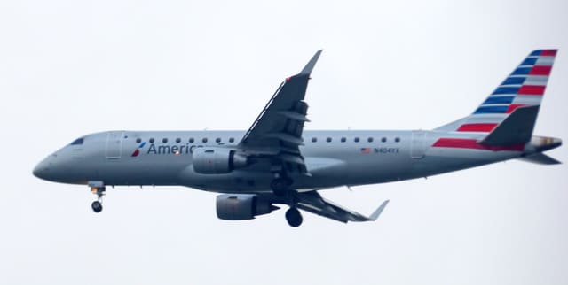 N404YX - Embraer