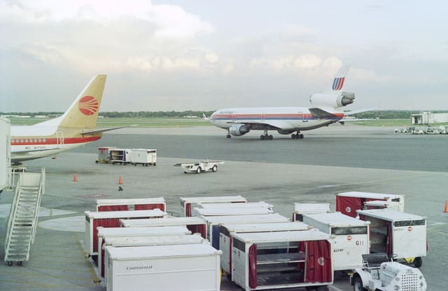N1807U - Douglas