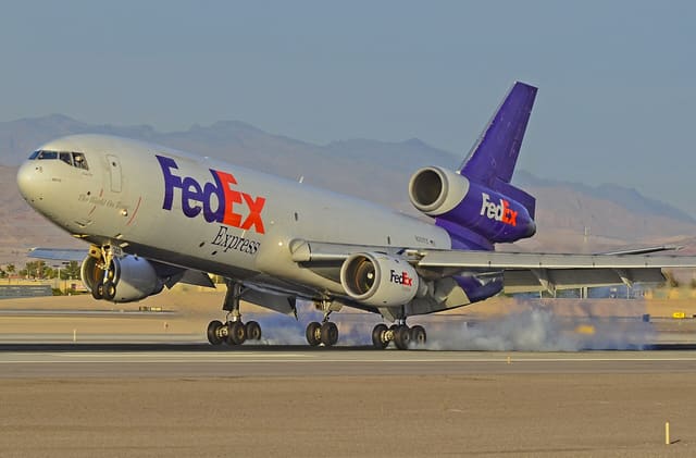 N307FE - Douglas