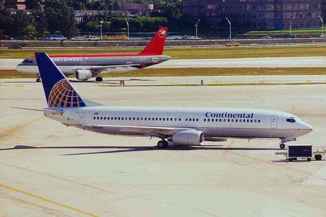 N25201 - Boeing