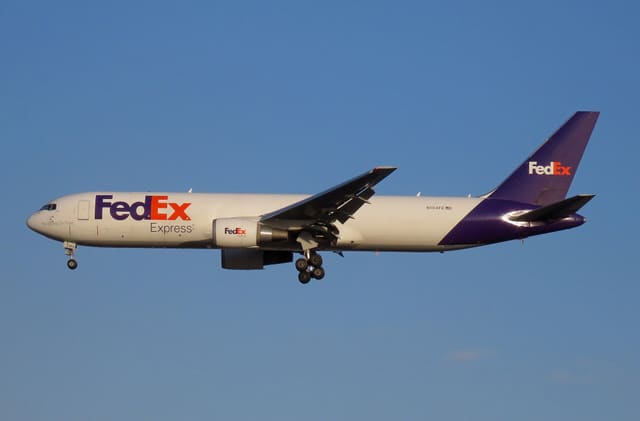 N104FE - Boeing