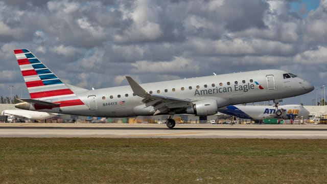 N444YX - Embraer