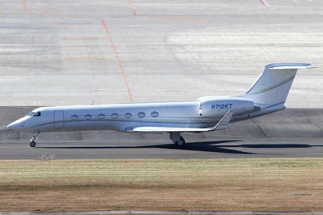 N712KT - Business jet