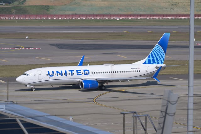 N73270 - Boeing