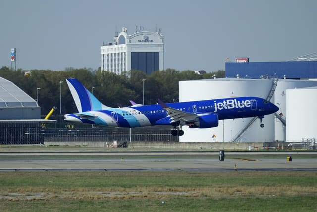 N3242J - Airbus