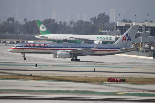 N649AA - Boeing