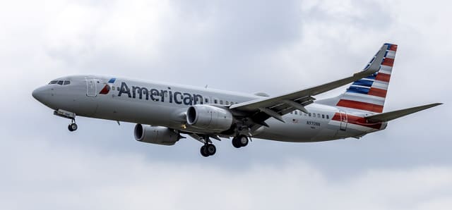 N970NN - Twin-engine aircraft