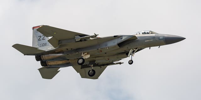  - Twin-engine aircraft