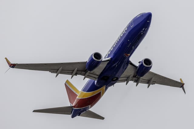 N8572X - Boeing