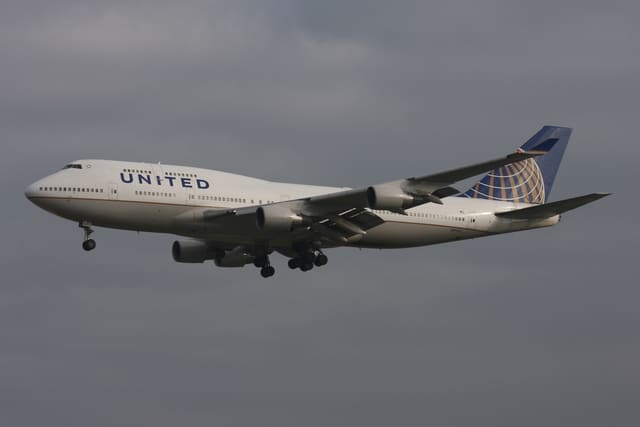 N175UA - Boeing