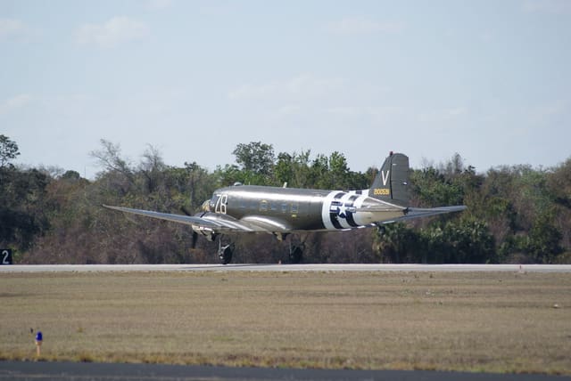  - Twin-engine aircraft