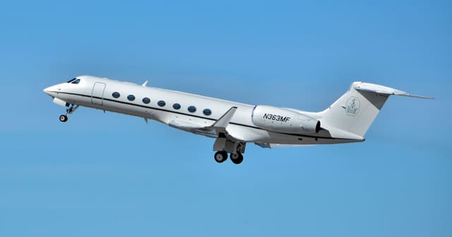 N363MF - Business jet