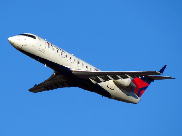 N882AS - Bombardier