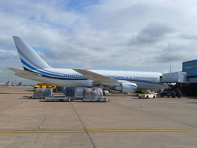 N767MW - Boeing