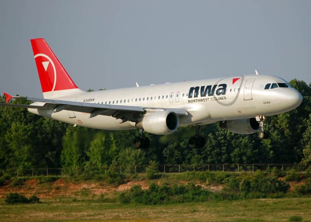 N348NW - Airbus
