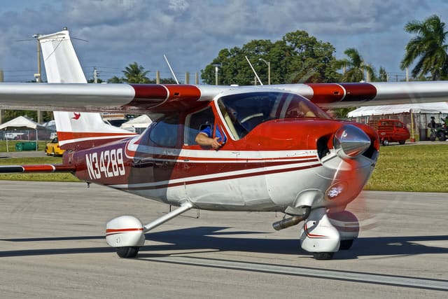 N34289 - Single-engine aircraft