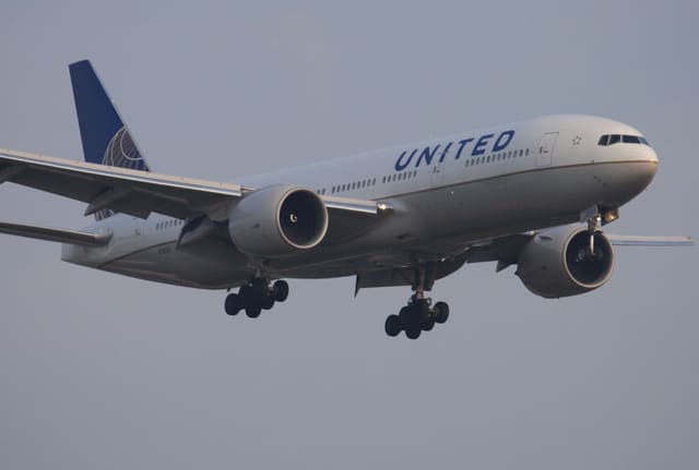 N78005 - Boeing