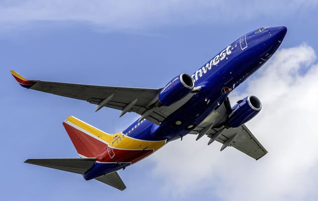 N7713A - Boeing