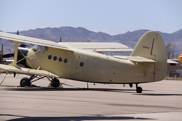 N50670 - Antonov