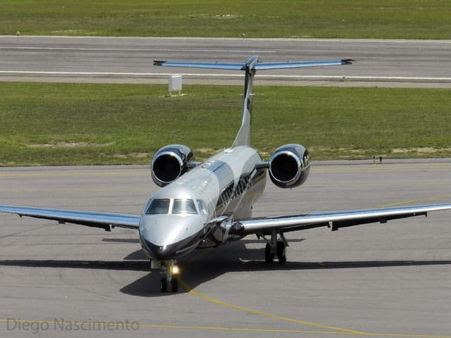 N652PF - Business jet