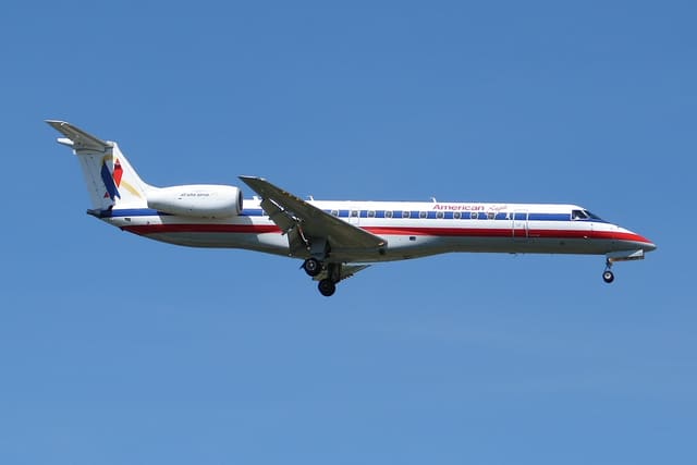 N818AE - Bombardier