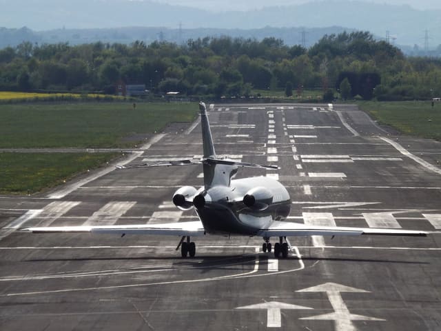 N239AX - Business jet
