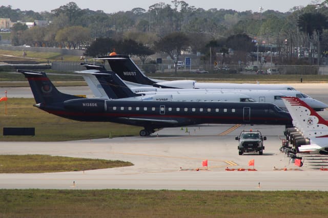 N138DE - Embraer