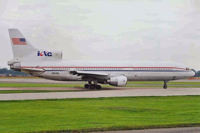 N104NL - Lockheed