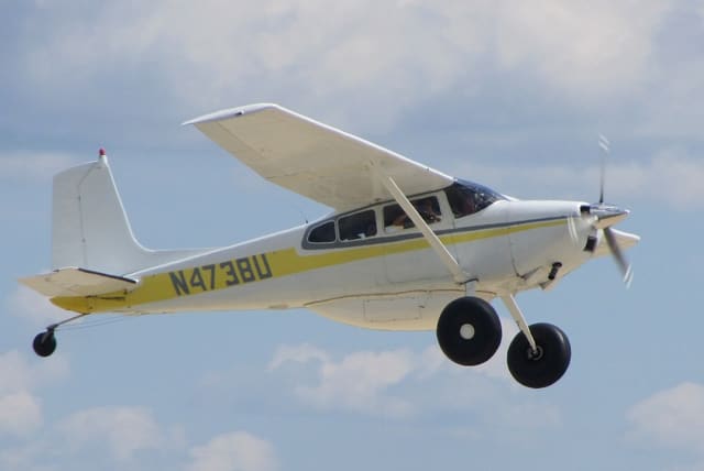 N4738U - Cessna