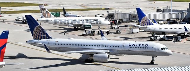 N17105 - Aircraft