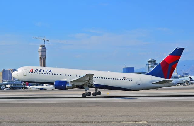 N125DL - Boeing