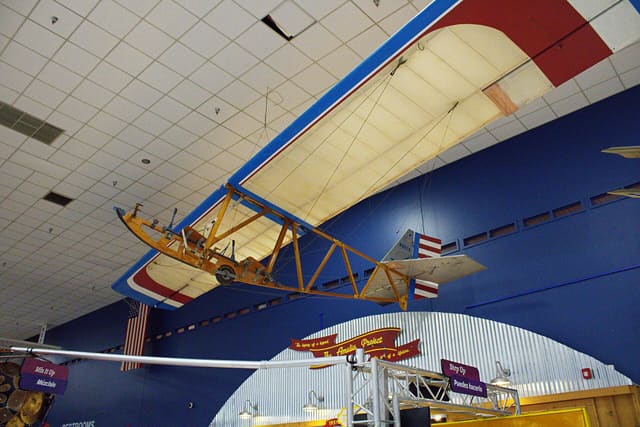 N8013 - Aircraft