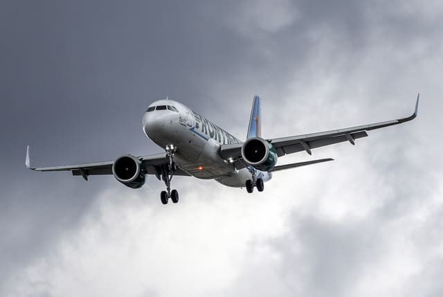 N354FR - Twin-engine aircraft