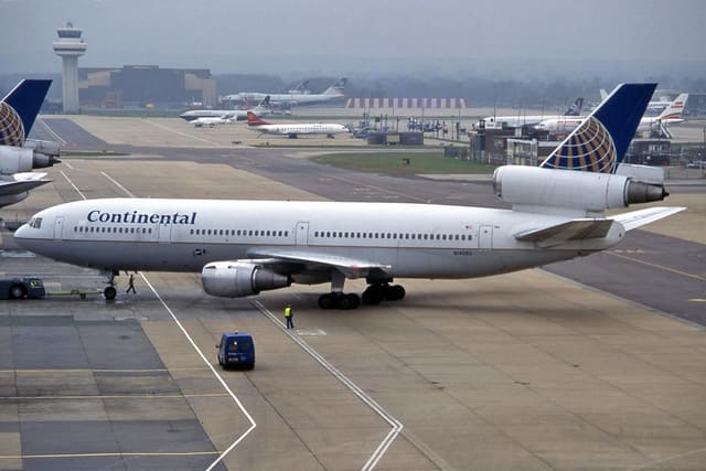 N14063 - Aircraft