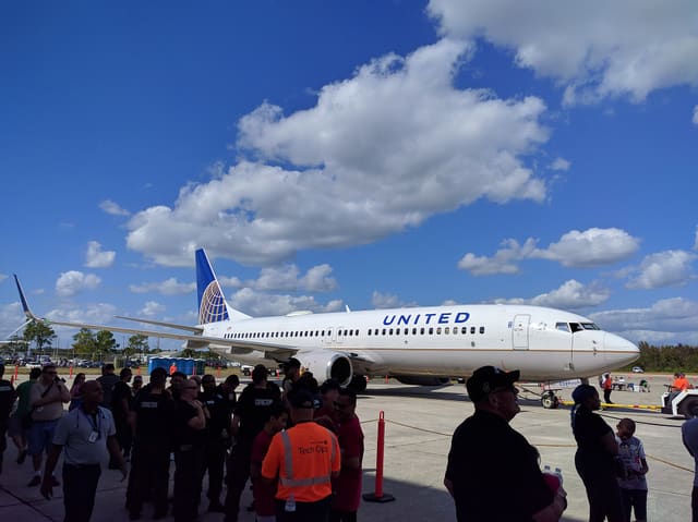 N33289 - Boeing