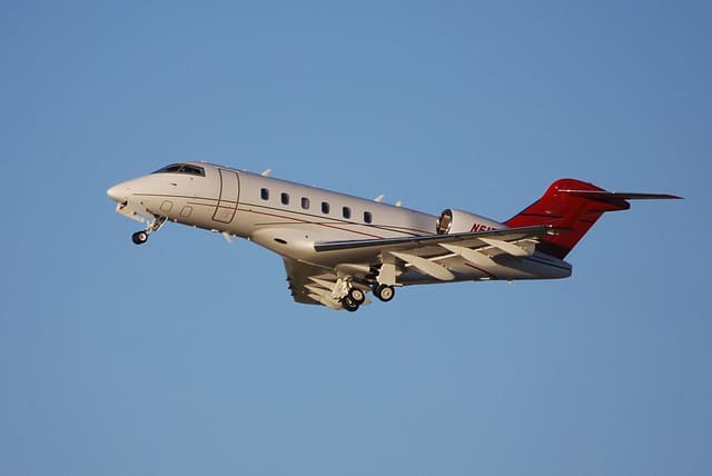 N61TF - Business jet