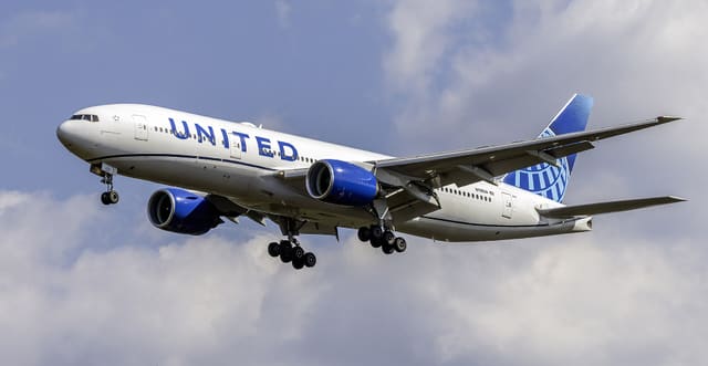 N795UA - Boeing