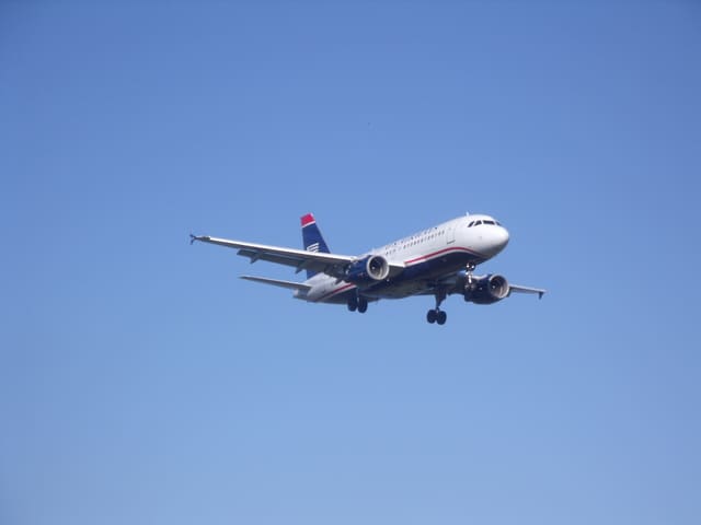 N737US - Airbus