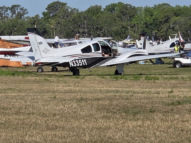N33511 - Beechcraft Baron 95-B55 (T42A)