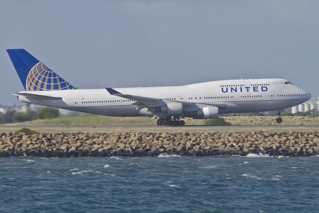 N177UA - Boeing