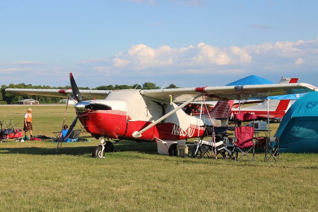 N4834U - Single-engine aircraft