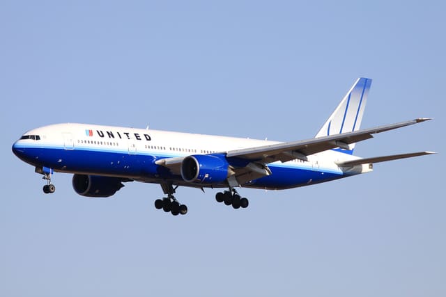 N784UA - Boeing