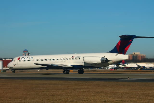 N920DE - Aircraft