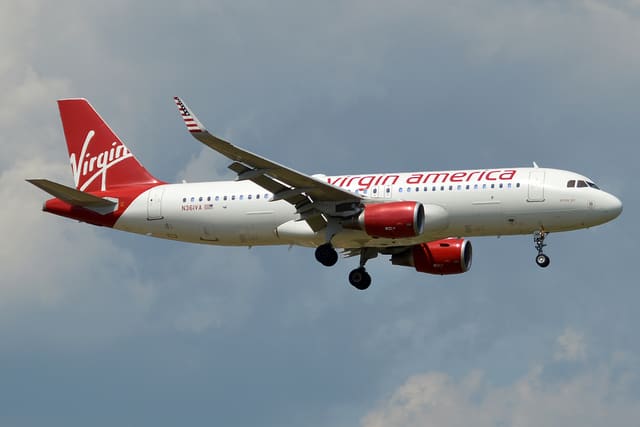 N361VA - Twin-engine aircraft