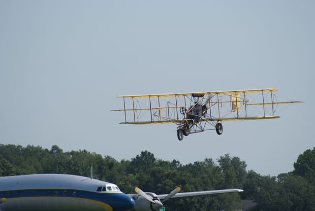  - Aircraft