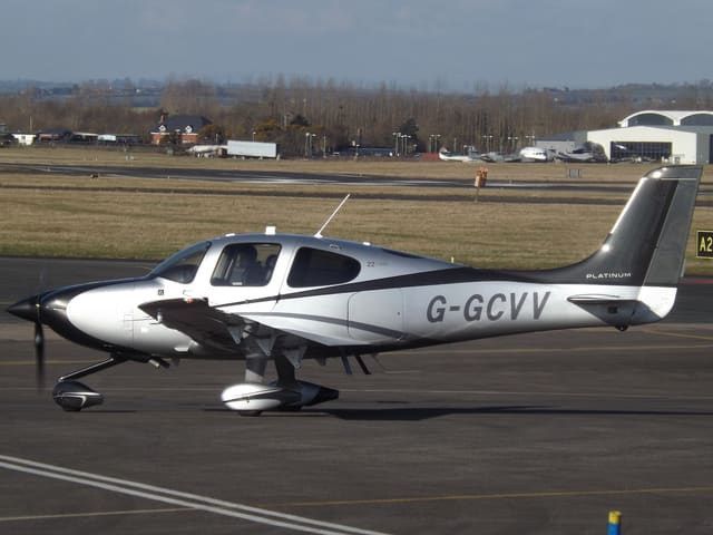 G-GCVV - Cirrus