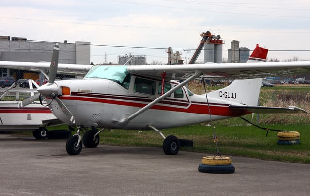C-GLJJ - Single-engine aircraft