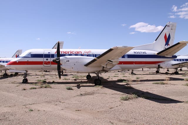 N307AE - Twin-engine aircraft